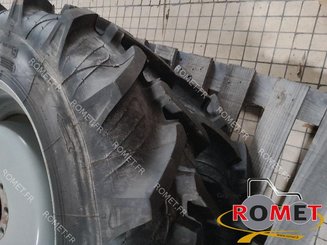 Roues Taurus 270/95 R 36 - 1