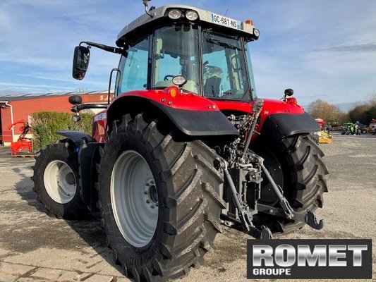 Tracteur agricole Massey Ferguson 7715 S D6 EF DX