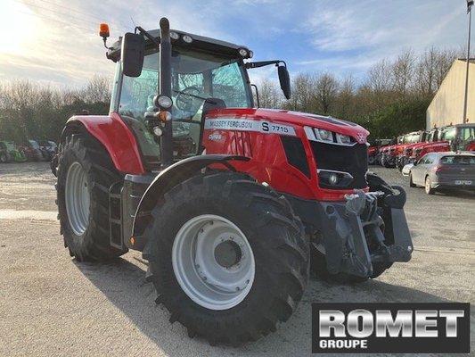 Tracteur agricole Massey Ferguson 7715 S D6 EF DX