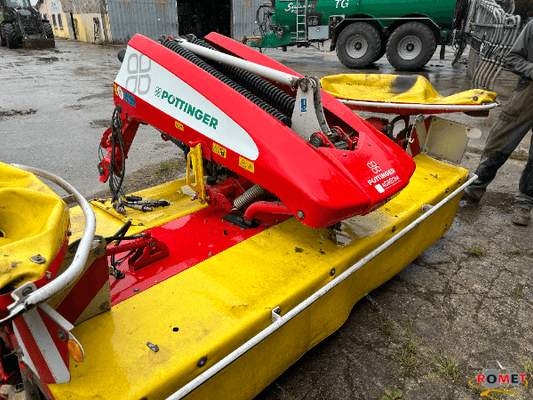 Faucheuse conditionneuse Pöttinger NOVACAT A10ED