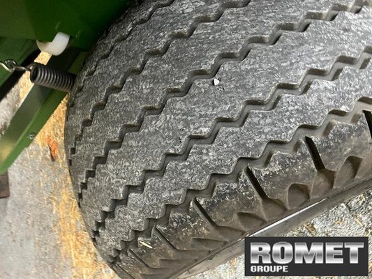 Presse à balles rondes Krone VARIPACK V165