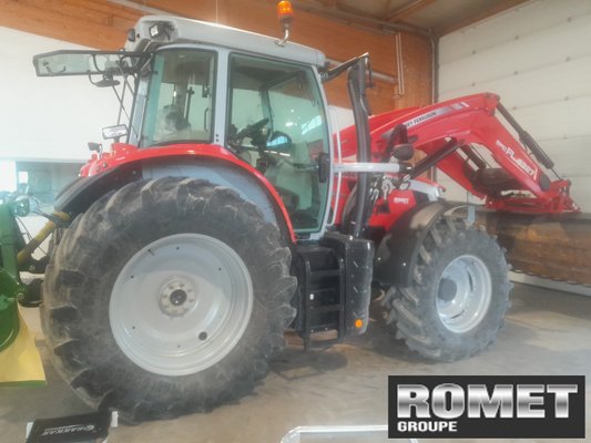 Tracteur agricole Massey Ferguson 6S-135 D6 EF DX