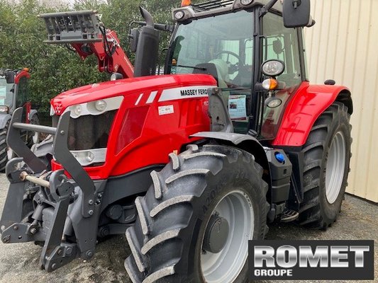 Tracteur agricole Massey Ferguson 6715 S DV EF