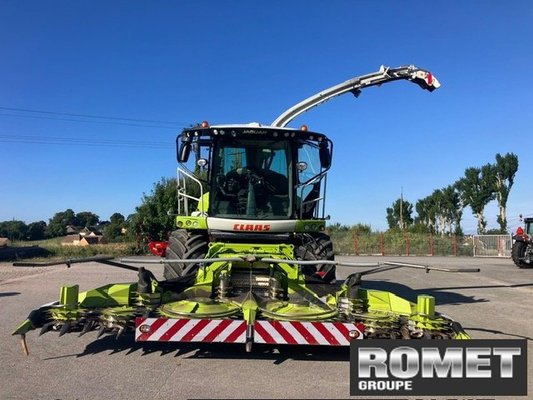 Ensileuse automotrice Claas JAGUAR 940