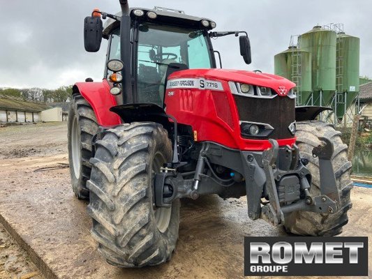 Tracteur agricole Massey Ferguson 7718 S D6 EF MR