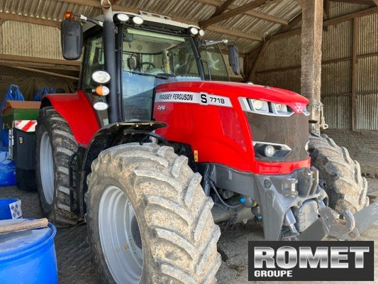 Tracteur agricole Massey Ferguson 7718 S D6 EF MR