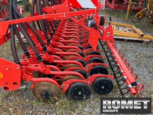 Semoir en ligne conventionnel Maschio CORREX 400