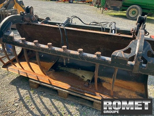 Godet multi-services Bruneau BARGD223