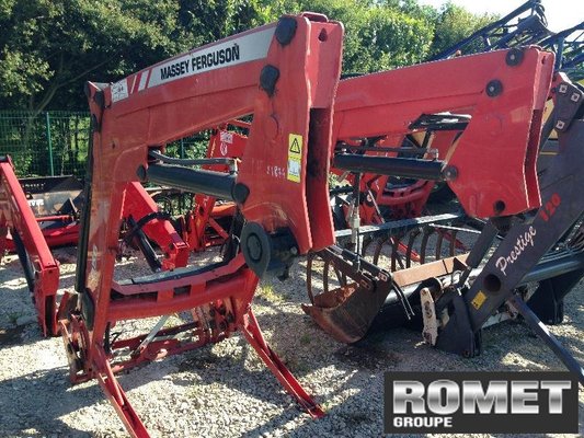 Chargeur frontal Alö MF955