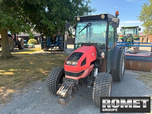 Tracteur agricole - SOLARIS 55