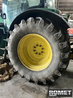 Tracteur agricole John Deere 6145R