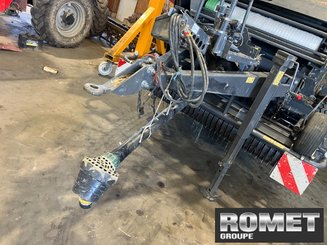 Presse à balles rondes Massey Ferguson 4180 V XTRA - 7