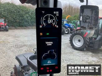 Tracteur agricole Valtra N135 - 5