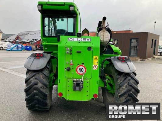 Chariot élévateur télescopique Merlo TF42-7-145-CS