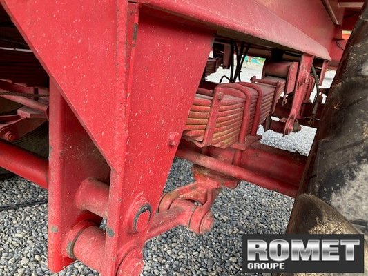 Benne agricole Chevance RC160A
