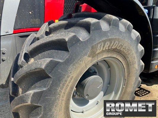 Tracteur agricole Massey Ferguson 8S-205 D7 EX