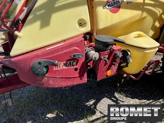 Pulvérisateur traîné Hardi NAVIGATOR 3000