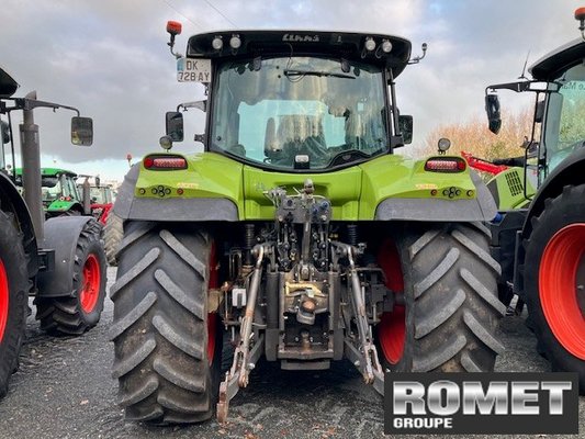 Tracteur agricole Claas ARION 650