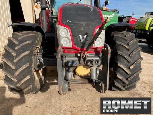 Tracteur agricole Valtra T 163 DIRECT