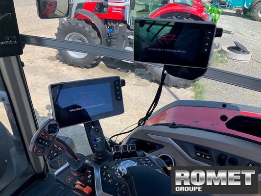 Tracteur agricole Massey Ferguson 8S-205 D7 EX