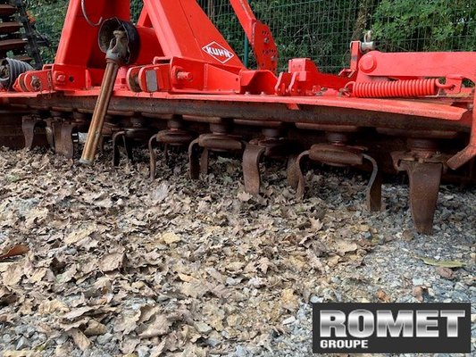 Herse rotative Kuhn HR304