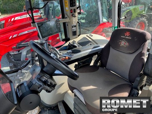 Tracteur agricole Massey Ferguson 7S-190 DV EX