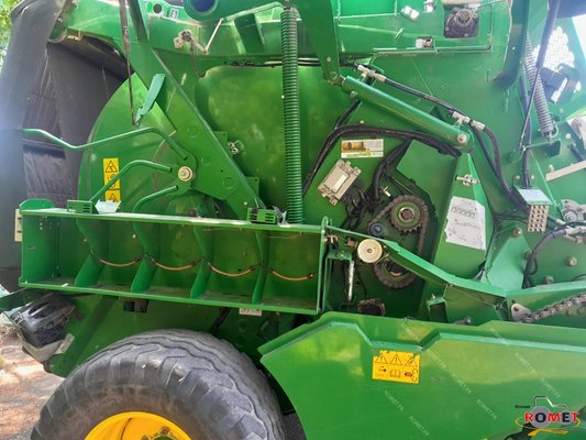 Presse à balles rondes John Deere 960 ISOBUS