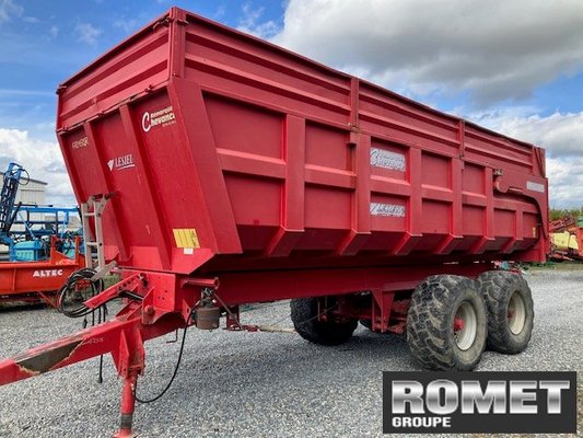 Benne agricole Chevance RC160A