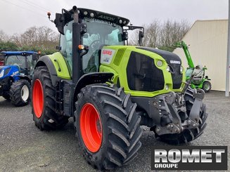 Tracteur agricole Claas AXION 800 - 1