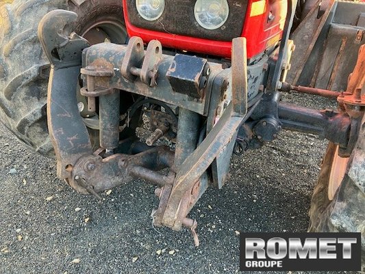 Tracteur agricole Massey Ferguson 7465