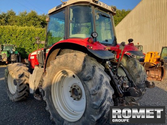 Tracteur agricole Massey Ferguson 7465