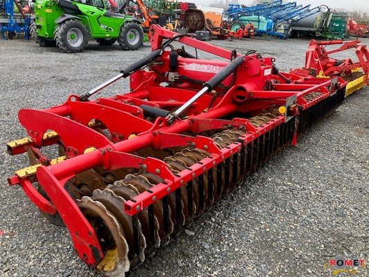Déchaumeur Väderstad X 525