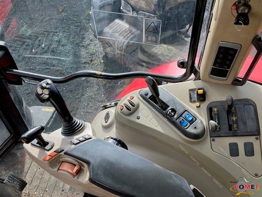 Tracteur agricole Massey Ferguson 6613 D6 EF