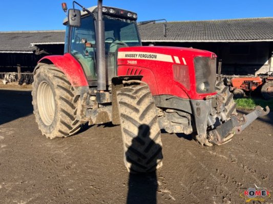 Tracteur agricole Massey Ferguson 7485