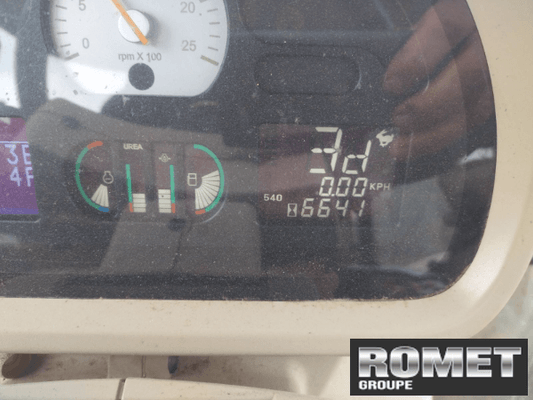 Tracteur agricole Massey Ferguson 6613 D6 EF