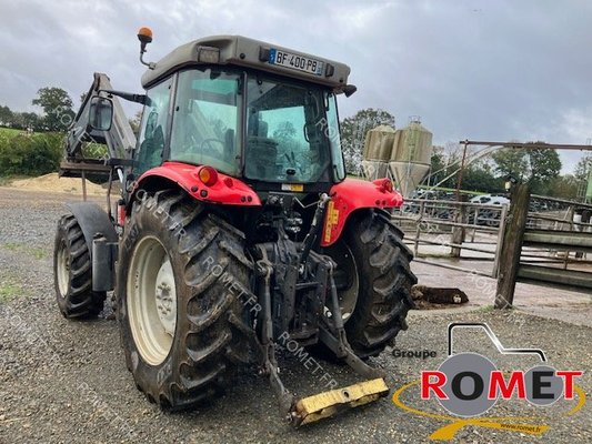 Tracteur agricole Massey Ferguson 5435