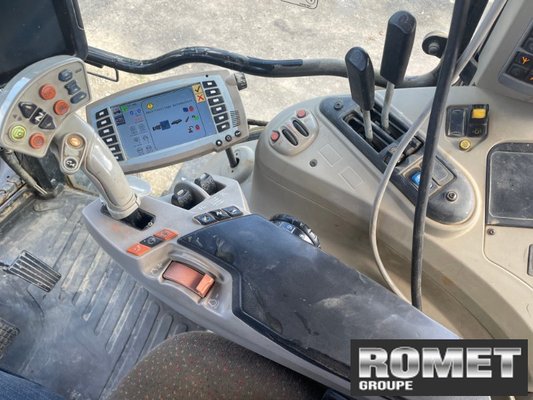 Tracteur agricole Massey Ferguson 6615 DV EF