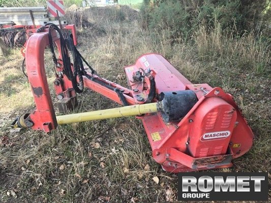 Broyeur à axe horizontal Broyeur à axe horizontal Maschio GIRAFFA210