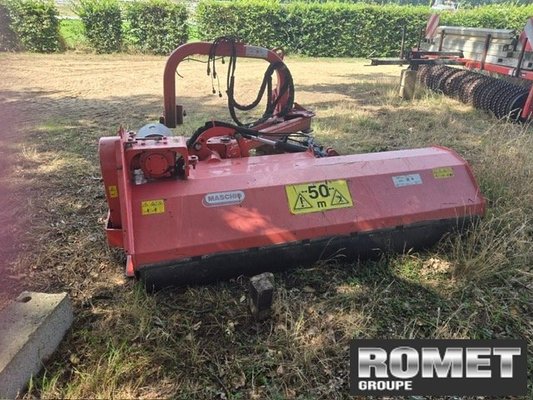 Broyeur à axe horizontal Broyeur à axe horizontal Maschio GIRAFFA210