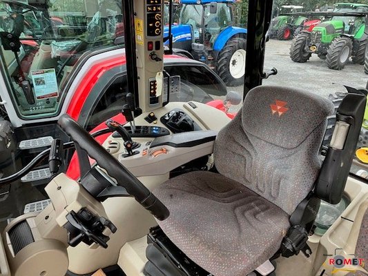 Tracteur agricole Massey Ferguson 7716 D6 EF