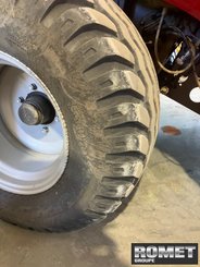 Presse à balles rondes Massey Ferguson 4180 V XTRA - 8