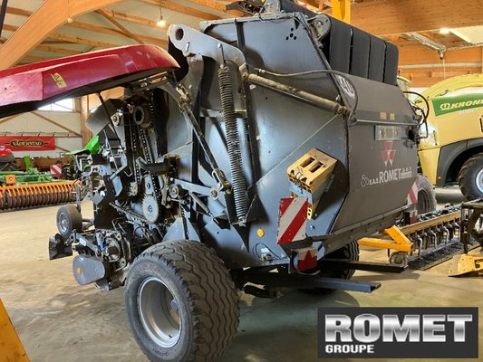 Presse à balles rondes Massey Ferguson 4180 V XTRA