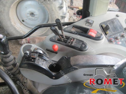 Tracteur agricole Massey Ferguson 6460