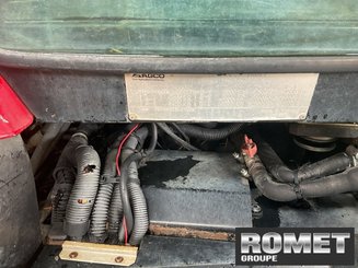 Tracteur agricole Massey Ferguson 5713 S D4 EF MR - 3