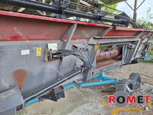 Moissonneuse batteuse Massey Ferguson 7270
