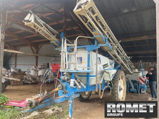 Pulvérisateur traîné - ATLANTIQUE 2700