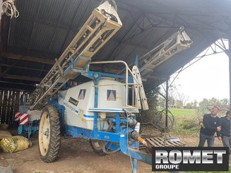 Pulvérisateur traîné Blanchard ATLANTIQUE 2700 - 1