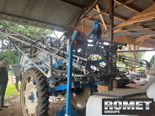 Pulvérisateur traîné Blanchard ATLANTIQUE 2700