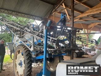 Pulvérisateur traîné Blanchard ATLANTIQUE 2700 - 2