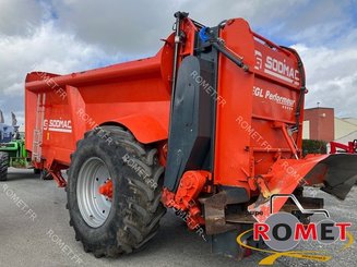 Épandeur à fumier Sodimac RAFAL 3400 - 3